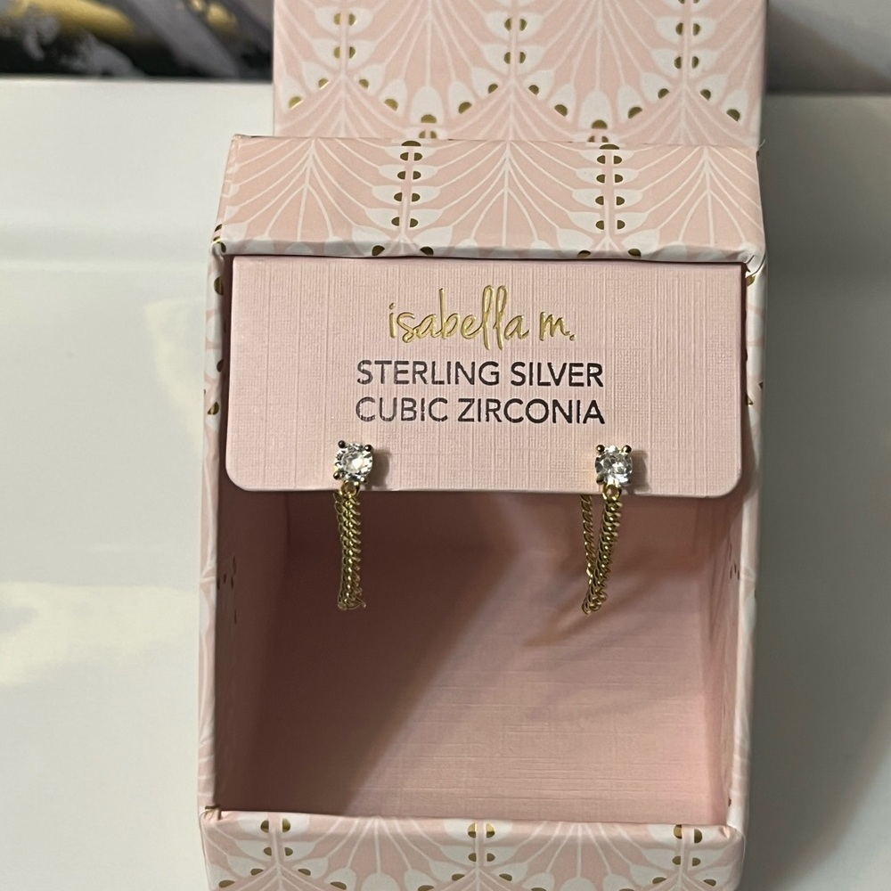 🛍️NIB Isabella m Sterling Silver and Gold Earrings w/Cubic Zirconia in Gold Tone